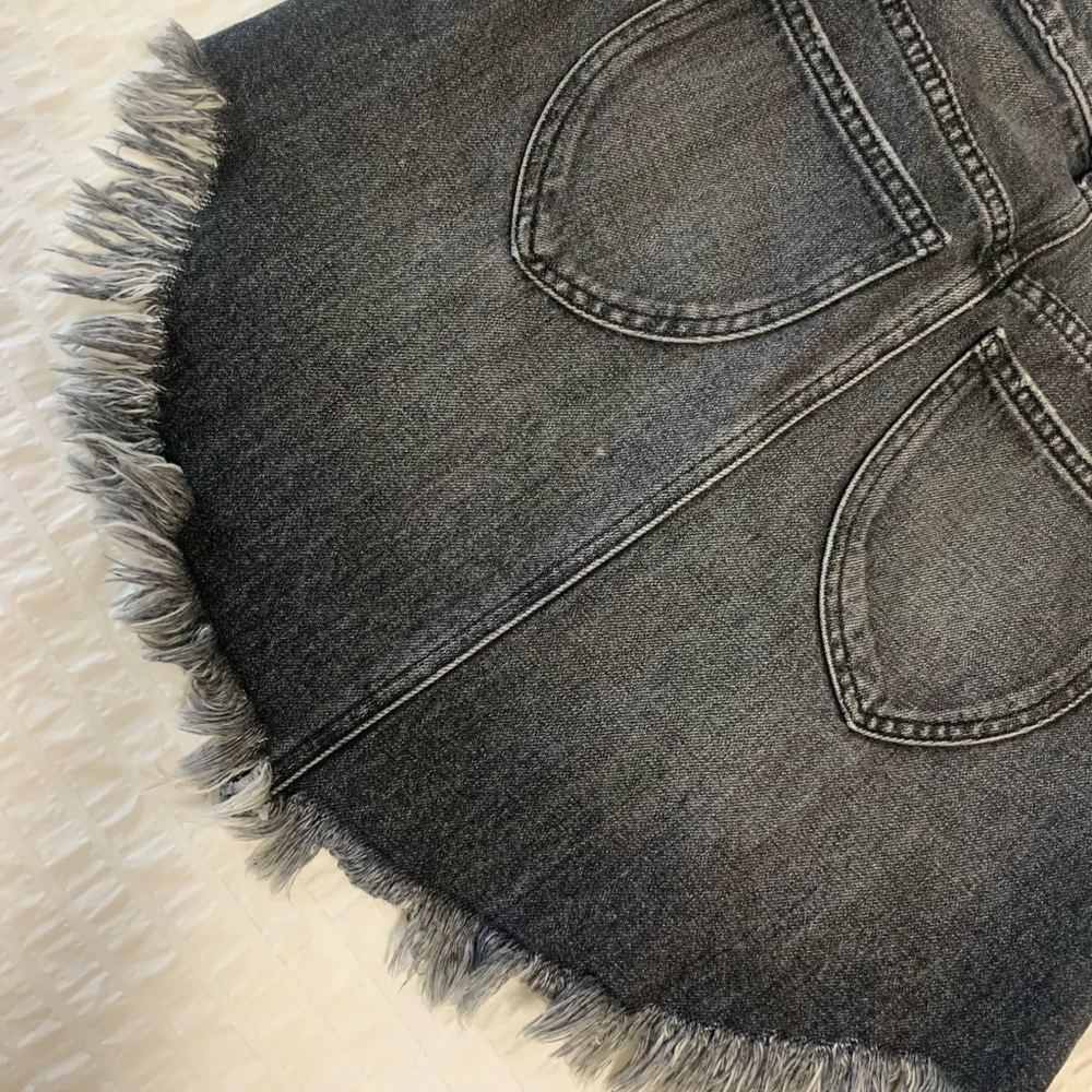 Free People - We the Free distressed denim skirt - Picture 7 of 7